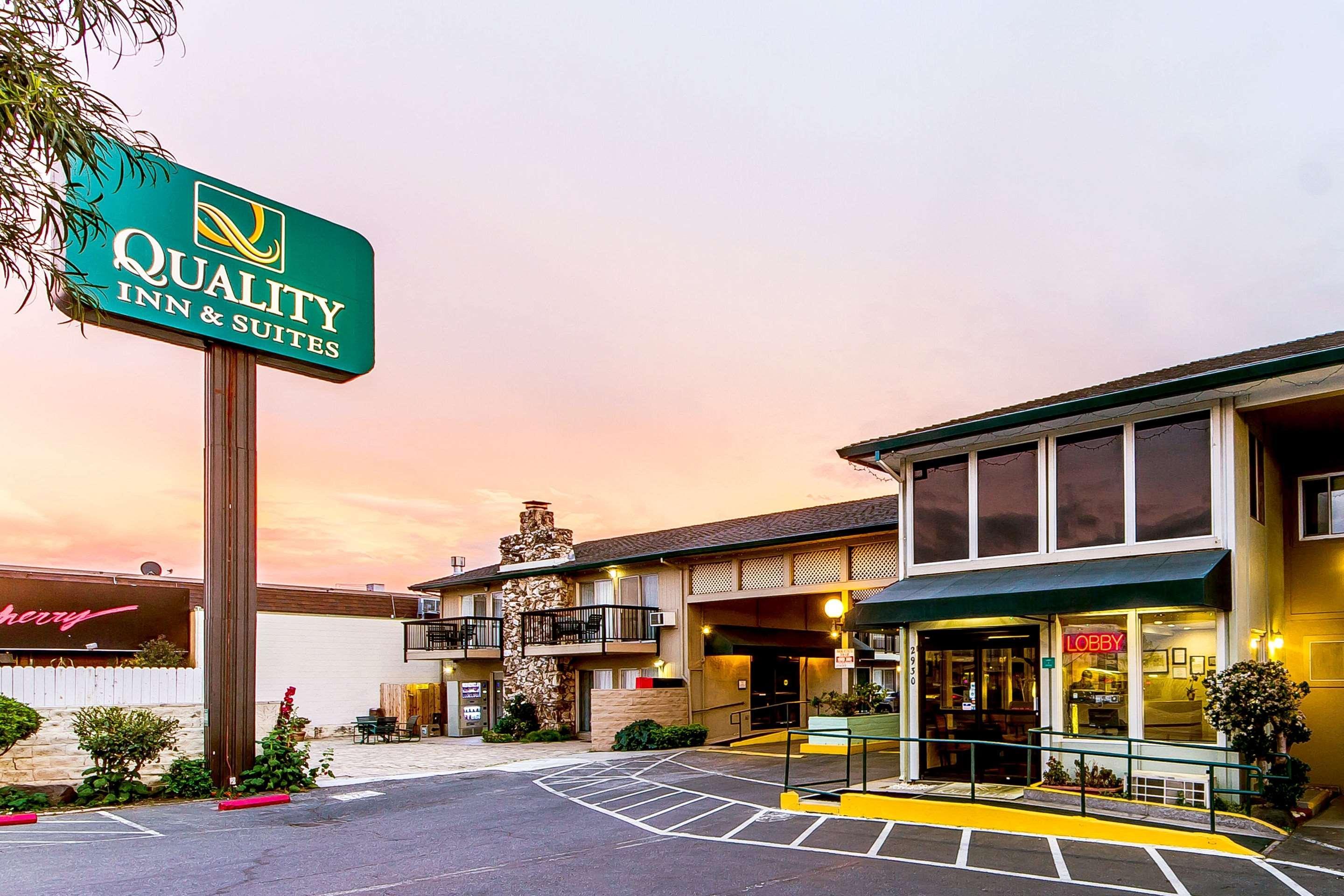 Quality Inn & Suites Silicon Valley Santa Clara Exterior photo